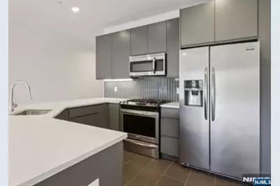 1 Executive Drive 615 #615, Fort Lee, NJ 07024 - Photo 9