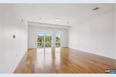 1 Executive Drive 615 #615, Fort Lee, NJ 07024 - Photo 5