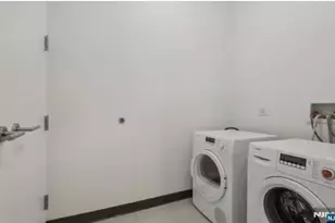 1 Executive Dr 615, Fort Lee, NJ 07024 - Photo 11