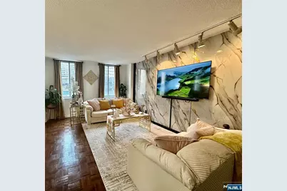 160 Overlook Avenue 2D #2D, Hackensack, NJ 07601 - Photo 11