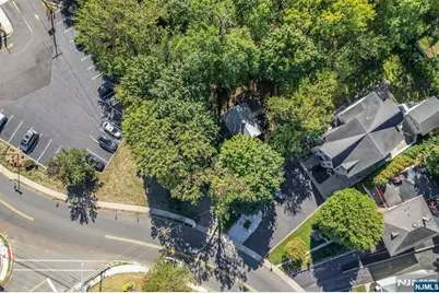 668 River Road, New Milford, NJ 07646 - Photo 3