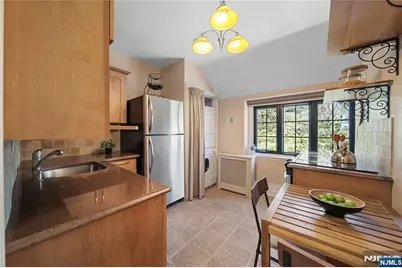 1 Byrne Lane 10 #10, Tenafly, NJ 07670 - Photo 7