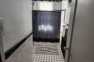 490 Beverly Road B6, Teaneck Township, NJ 07666 - Photo 11