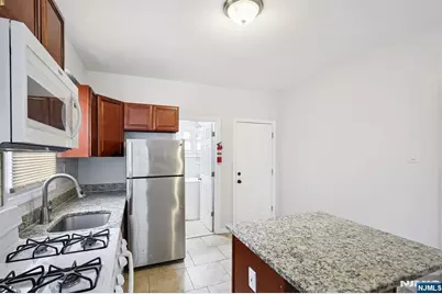 750 S 17th Street, Newark, NJ 07103 - Photo 11