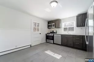 549 Ewing Ave, Franklin Lakes, NJ 07417 - Photo 3