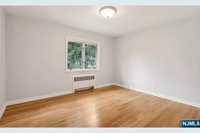 488 Berkshire Road, Ridgewood, NJ 07450 - Photo 19