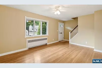 488 Berkshire Road, Ridgewood, NJ 07450 - Photo 5