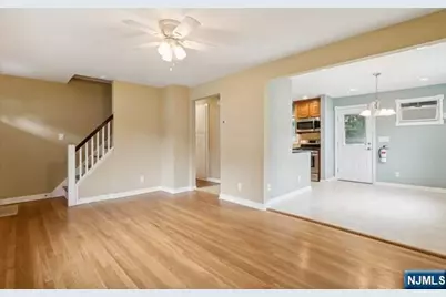 488 Berkshire Road, Ridgewood, NJ 07450 - Photo 7