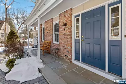 18 Kings Court, Woodcliff Lake, NJ 07677 - Photo 9