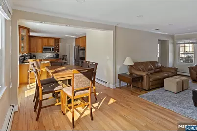 18 Kings Court, Woodcliff Lake, NJ 07677 - Photo 11