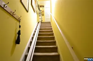 4 Chanda Ct, Clifton, NJ 07012 - Photo 3