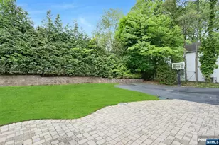 506 Sunderland Rd, Teaneck Township, NJ 07666 - Photo 41