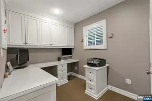 506 Sunderland Rd, Teaneck Township, NJ 07666 - Photo 29
