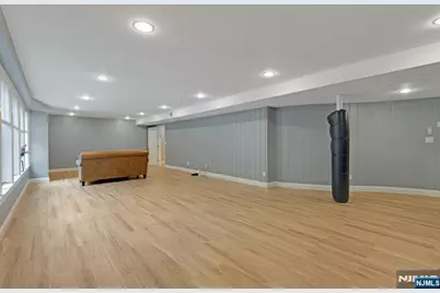 506 Sunderland Road, Teaneck Township, NJ 07666 - Photo 35