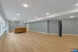 506 Sunderland Rd, Teaneck Township, NJ 07666 - Photo 35