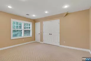506 Sunderland Rd, Teaneck Township, NJ 07666 - Photo 27