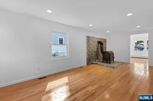 25 Allen St, Cresskill, NJ 07626 - Photo 11