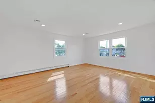 25 Allen St, Cresskill, NJ 07626 - Photo 17