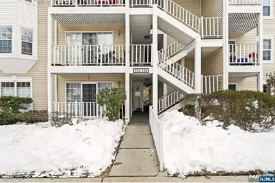 130 Raintree Lane, Mahwah, NJ 07430 - Photo 23