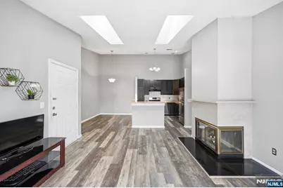 130 Raintree Lane, Mahwah, NJ 07430 - Photo 5