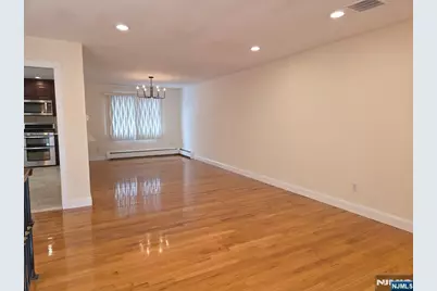 135 Franklin Street, Little Ferry, NJ 07643 - Photo 9