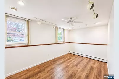 274 Seton Hall Drive, Paramus, NJ 07652 - Photo 17