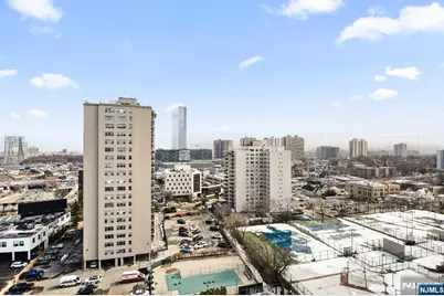 2100 Linwood 17N #17N, Fort Lee, NJ 07024 - Photo 31