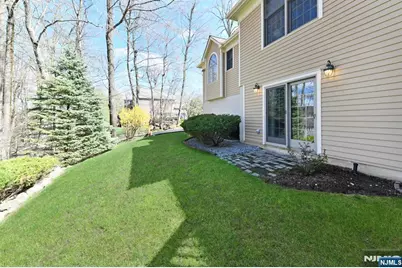 34 Walsh Drive, Mahwah, NJ 07430 - Photo 27