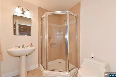 34 Walsh Drive, Mahwah, NJ 07430 - Photo 21