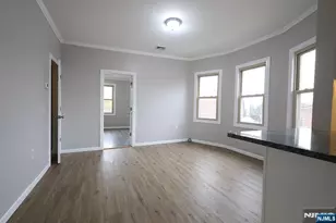 308 Milburn Ave 2nd Fl, Lyndhurst Township, NJ 07071 - Photo 7