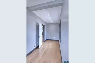 72 Hille Place, Ridgefield Park, NJ 07660 - Photo 11