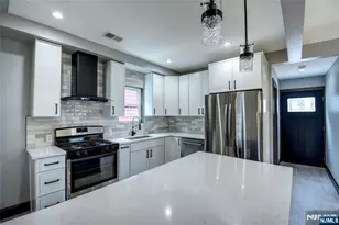 72 Hille Pl, Ridgefield Park, NJ 07660 - Photo 7