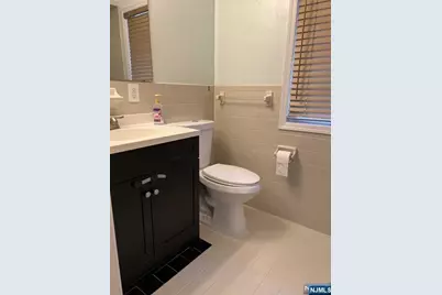 385 Midland Avenue 4 #4, Garfield, NJ 07026 - Photo 7