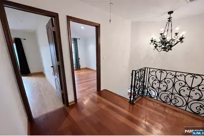 416 Oncrest Terrace, Cliffside Park, NJ 07010 - Photo 13