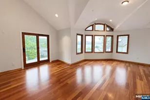 416 Oncrest Terrace, Cliffside Park, NJ 07010 - Photo 19