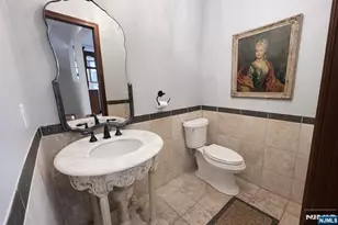 416 Oncrest Terrace, Cliffside Park, NJ 07010 - Photo 11