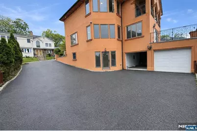 416 Oncrest Terrace, Cliffside Park, NJ 07010 - Photo 35