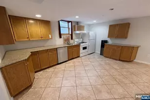 416 Oncrest Terrace, Cliffside Park, NJ 07010 - Photo 29