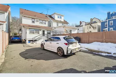 246 9th Street, Newark, NJ 07107 - Photo 27