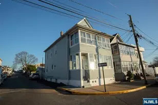 35 East Pl, Lodi, NJ 07644 - Photo 27