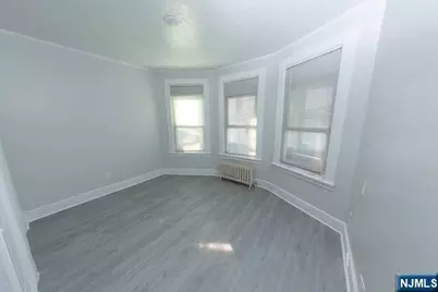 35 East Place, Lodi, NJ 07644 - Photo 7