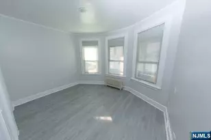 35 East Pl, Lodi, NJ 07644 - Photo 7