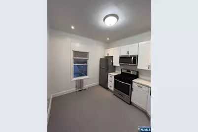 35 East Place, Lodi, NJ 07644 - Photo 1