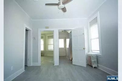 35 East Place, Lodi, NJ 07644 - Photo 3