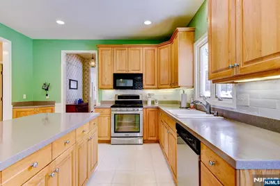 19 Woodshire Terrace, Montville Township, NJ 07082 - Photo 13