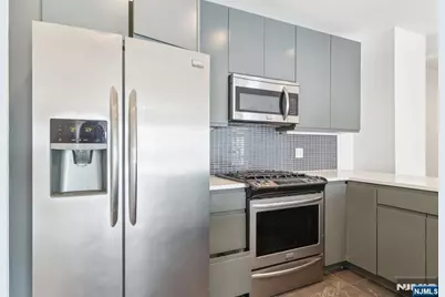 1 Executive Drive 108 #108, Fort Lee, NJ 07024 - Photo 9