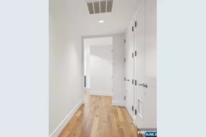 1 Executive Drive 108 #108, Fort Lee, NJ 07024 - Photo 7