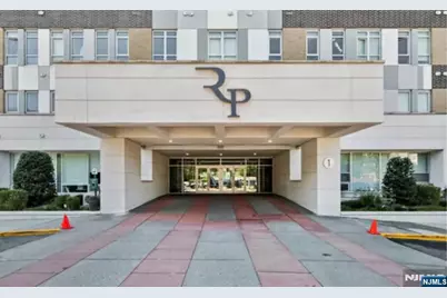 1 Executive Drive 108 #108, Fort Lee, NJ 07024 - Photo 3