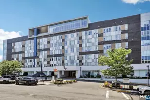 1 Executive Dr 108, Fort Lee, NJ 07024 - Photo 1