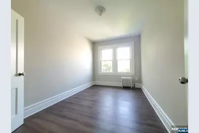 297 Chestnut Street 2R #2R, Kearny, NJ 07032 - Photo 11